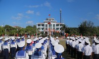 Đến Trường Sa để cảm nhận quyết tâm bảo vệ chủ quyền của Tổ quốc Đến Trường Sa để cảm nhận quyết tâm bảo vệ chủ quyền của Tổ quốc