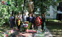 Gặp gỡ cựu chiến binh Việt Nam-Ukraine sau 73 năm chiến thắng phát xít Gặp gỡ cựu chiến binh Việt Nam-Ukraine sau 73 năm chiến thắng phát xít