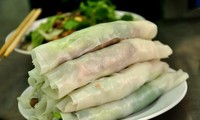 Phở cuốn – nét thanh tao của người Hà Nội Phở cuốn – nét thanh tao của người Hà Nội