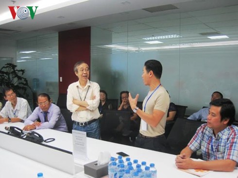 Kaum diaspora Vietnam berpadu tenaga mengembangkan ilmu pengetahuan teknologi, ekonomi berpengetahuan di kota Ho Chi Minh - ảnh 1