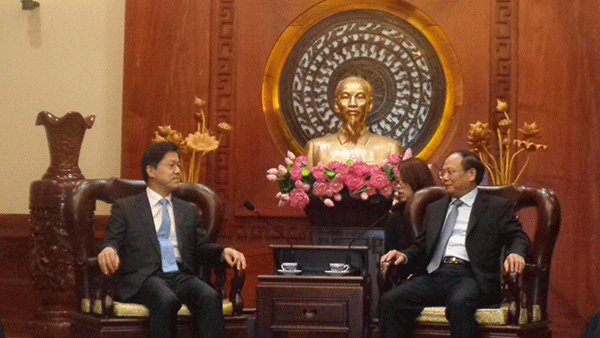 Mendorong temu pergaulan rakyat antara kota Ho Chi Minh dan Republik Korea - ảnh 1