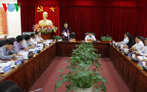フォン国会副議長、ライチャウ省を視察 - ảnh 1