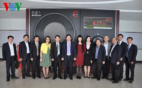 VOVと中国雲南省ラジオテレビ局の協力強化 - ảnh 1