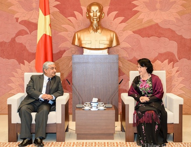 ガン国会副議長、ネパール代表団と会見 - ảnh 1