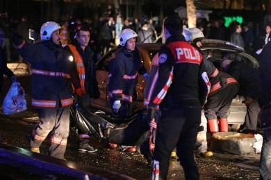 トルコ首都の爆破テロ、実行犯の女を特定 - ảnh 1