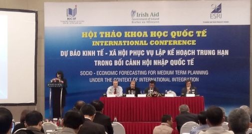 ベトナム経済、16~20年期に引き続き成長 - ảnh 1