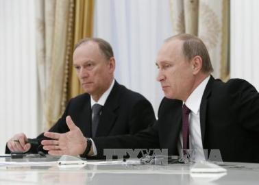 トランプ氏の核兵器削減提案へのコメントは時期尚早=ロシア政府 - ảnh 1
