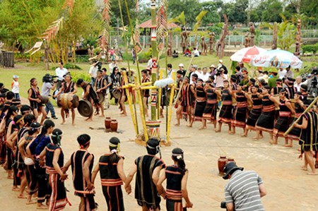 New Rice celebration of the Gie Trieng - ảnh 1