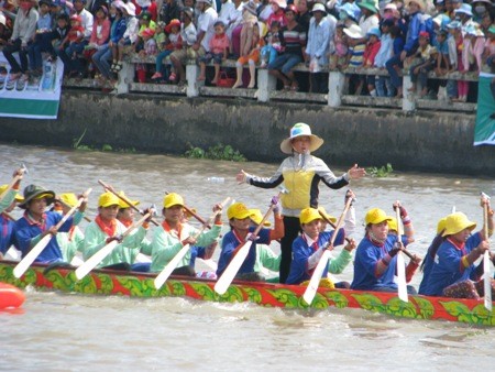 2. Ghe Ngo Bootsrennenfest für die Region des Mekong-Deltas in Soc Trang - ảnh 1