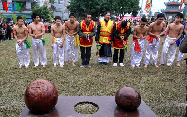 Holzkugelfang in Thuy Linh - ảnh 1