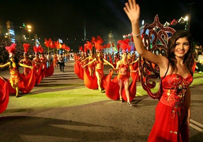 Eröffung des Karnevals Halong 2012 - ảnh 1