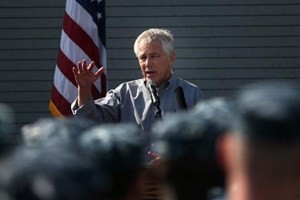 Министр обороны США обязался поддержать безопасность в Персидском заливе - ảnh 1