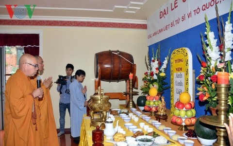đại lễ cầu siêu những người hy sinh vì biên cương, hải đảo việt nam hình 0 dai le cau sieu nhung nguoi hy sinh vi bien cuong, hai dao viet nam hinh 0
