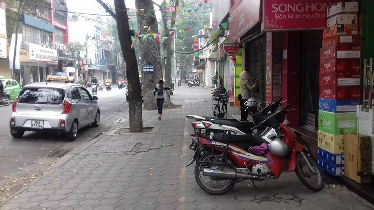 Lập lại trật tự đô thị từ không gian hè phố - ảnh 2