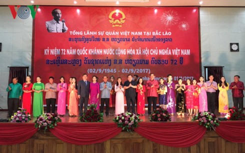 Đại sứ quán Việt Nam tại Campuchia và bắc Lào kỷ niệm 72 năm Quốc khánh - ảnh 5