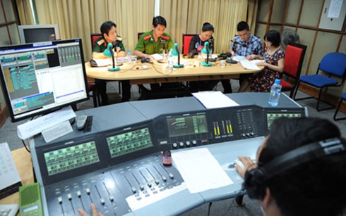 phát thanh chính là bạn hình 1 phat thanh chinh la ban hinh 1