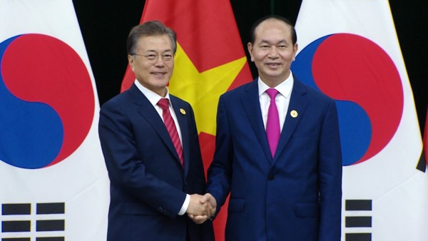 President meets Lao, Cambodian, Republic of Korean leaders - ảnh 3