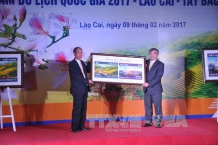 Inauguran en Lao Cai Año Nacional de Turismo 2017 - ảnh 1
