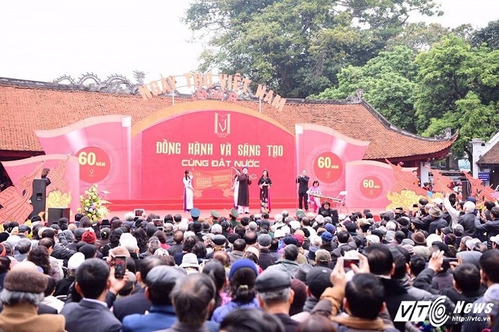 Día de la Poesía de Vietnam: espacio de intercambio cultural - ảnh 1