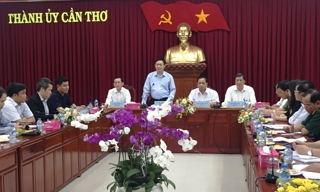 Vicepremier vietnamita efectúa visita de trabajo en ciudad sureña - ảnh 1