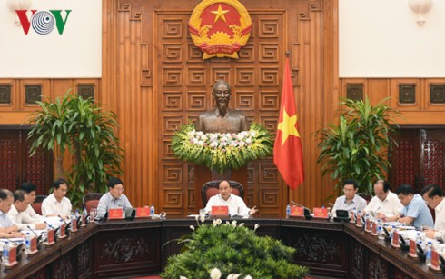 PM Vietnam, Nguyen Xuan Phuc membimbing semua solusi untuk mempercepat pengucuran modal ODA dan modal pinjaman prioritas - ảnh 1