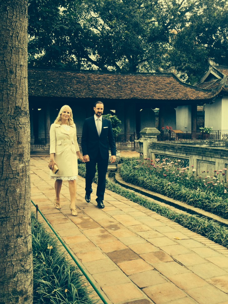 Norway Crown Prince’s visit opens prospects for bilateral cooperation - ảnh 1