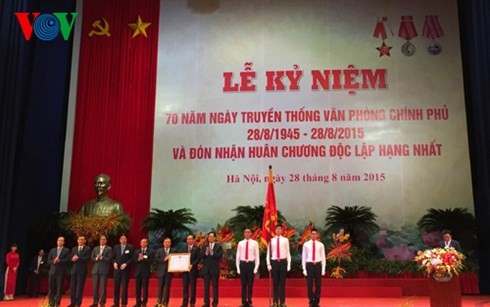 Lễ kỷ niệm 70 năm ngày truyền thống Văn phòng Chính phủ - ảnh 1