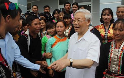 Tổng Bí thư Nguyễn Phú Trọng thăm và làm việc tại tỉnh Lai Châu - ảnh 2