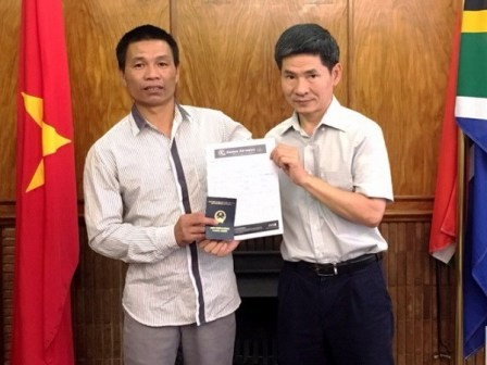 Đại sứ quán Việt Nam tại Nam Phi hỗ trợ người Việt Nam gặp nạn - ảnh 1