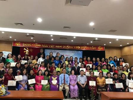 Gìn giữ văn hóa Việt qua ngôn ngữ - ảnh 1