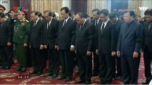 Lãnh đạo Đảng, Nhà nước viếng nguyên Thủ tướng Phan Văn Khải  - ảnh 3