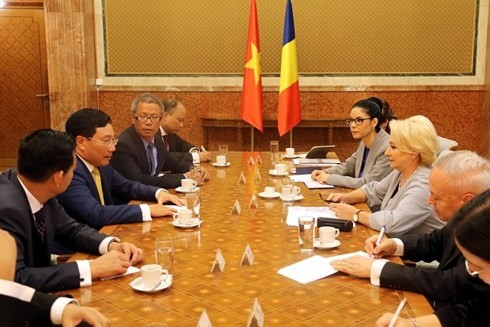 Phó Thủ tướng, Bộ trưởng Ngoại giao Phạm Bình Minh thăm chính thức Romania - ảnh 3