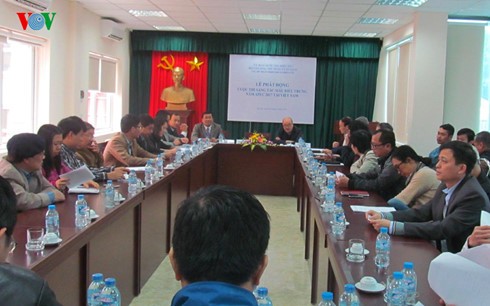 Phát động sáng tác tranh cổ động tuyên truyền Năm APEC Việt Nam 2017 - ảnh 1