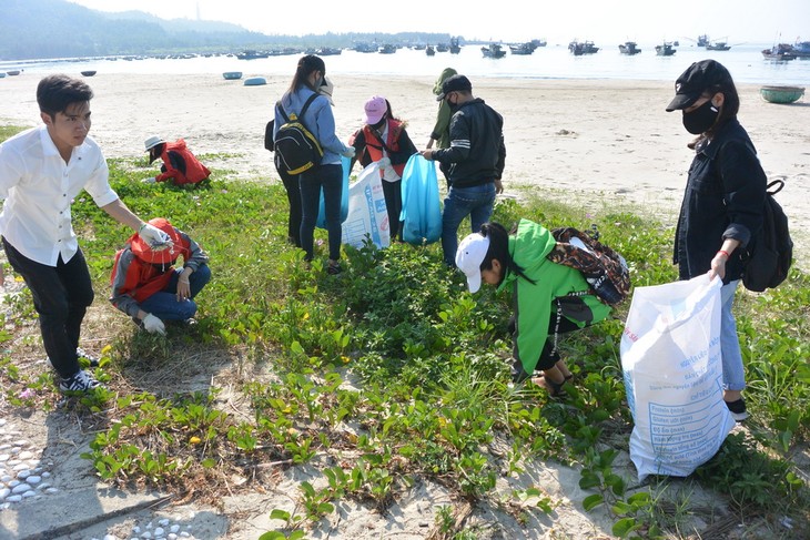 Vietnam responds to Earth Day 2018 - ảnh 1