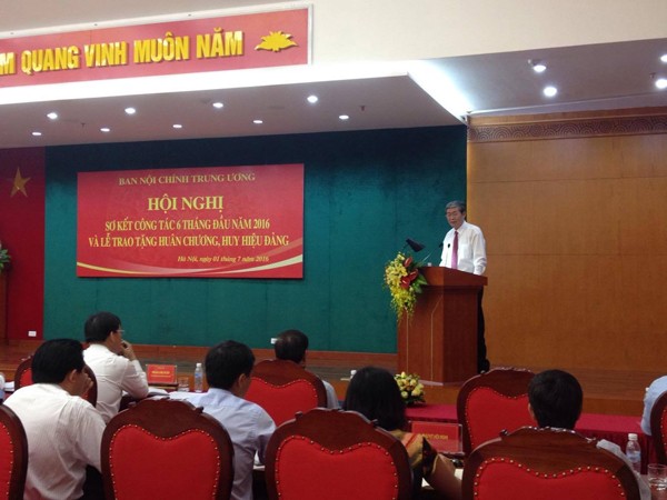 คณะกรรมการกิจการภายในส่วนกลางเน้นปฏิบัติงานในการให้คำปรึกษา ยกระดับประสิทธิภาพงานด้านกิจการภายใน - ảnh 1