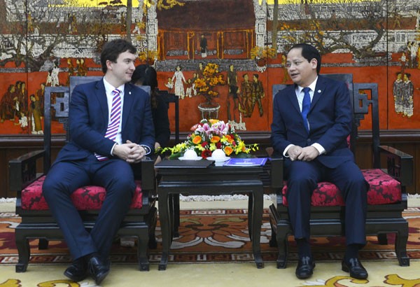 Hanoi et Prague promeuvent la coopération au développement - ảnh 1