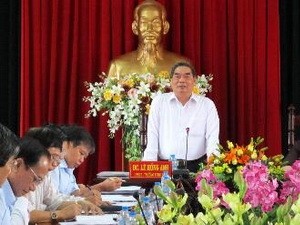 ការត្រួតពិនិត្យអនុវត្តសេចក្ដីសម្រេចចិត្តនៃសន្និបាតមជ្ឈឹមលើកទី៤នីតិកាលទី១១ - ảnh 1