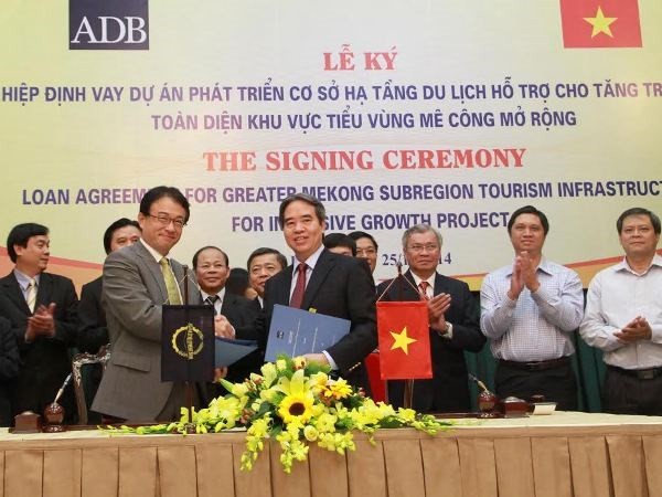 ADB ជួយឧបត្ថម្ភវៀតណាមកែលំអរហេដ្ឋារចនាសម្ព័ន្ធទេសចរណ៍ - ảnh 1