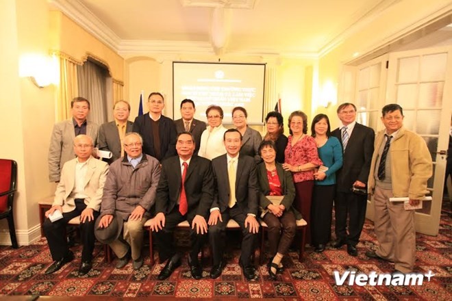 Đoàn đại biểu Đảng Cộng sản Việt Nam thăm, làm việc tại Anh - ảnh 1