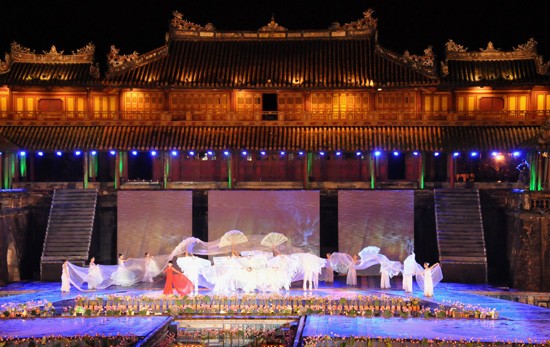 Ouverture du Festival de Hue 2012 : une soirée culturelle splendide - ảnh 6