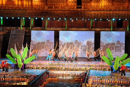 Ouverture du Festival de Hue 2012 : une soirée culturelle splendide - ảnh 5