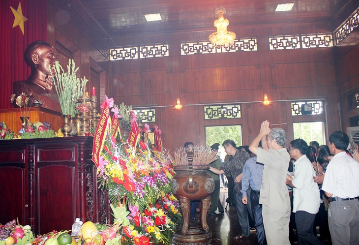 Nghe An organise le 46ème anniversaire du décès de Ho Chi Minh - ảnh 1