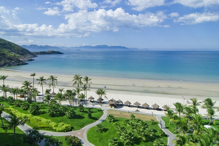 Dans quels pays les Vietnamiens préfèrent passer leurs vacances ? - ảnh 1