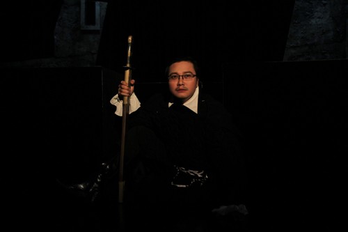 Hamlet von William Shakespeare auf der vietnamesischen Bühne - ảnh 1