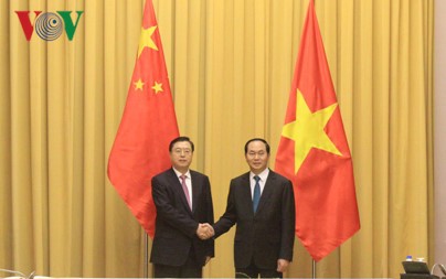 Staatspräsident Tran Dai Quang empfängt Vorsitzenden des chinesischen Volkskongresses - ảnh 1