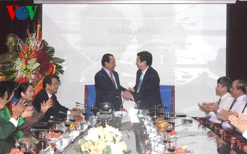 Sôi nổi các hoạt động kỷ niệm 90 năm ngày báo chí cách mạng Việt Nam - ảnh 1