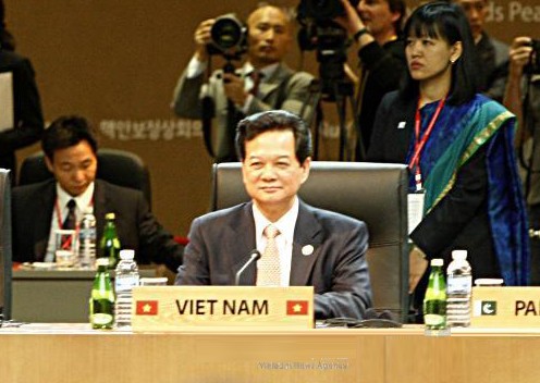 Premierminister Nguyen Tan Dung hält eine Rede beim Atomsicherheitsgipfel - ảnh 1