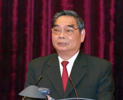 Politbüromitglied Le Hong Anh empfängt Vertreter der Volksgruppen in Lai Chau - ảnh 1