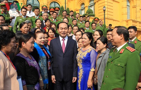 Chủ tịch nước Trần Đại Quang gặp mặt tấm gương điển hình trong phòng, chống ma túy - ảnh 1