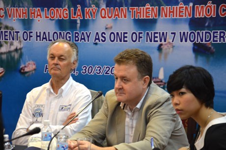 ການປະຊຸມຂ່າວປະກາດ ອ່າວ Ha Long ກາຍເປັນສິ່ງມະຫັດສະຈັນ ແຫ່ງໃຫມ່ຂອງໂລກ - ảnh 1